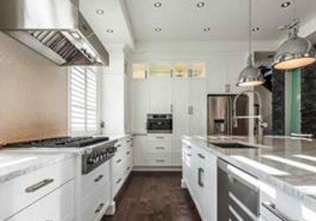 Custom home built in Laval, Quebec